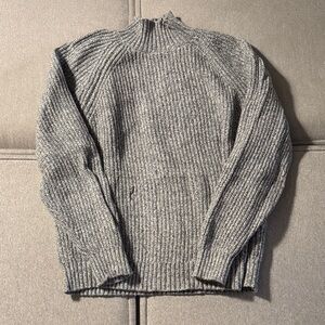 Abercrombie & Fitch Light Gray Chunky Knit Oversized Turtleneck Sweater